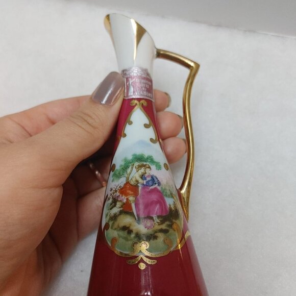 Vintage Limoges Porcelain Vases Burgundy Circa 1970's La Reine Hand Painted gift - Picture 4 of 9